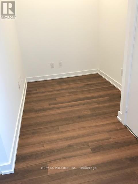 617 - 1603 Eglinton Avenue, Toronto, Ontario  M6E 0A1 - Photo 4 - C12651900