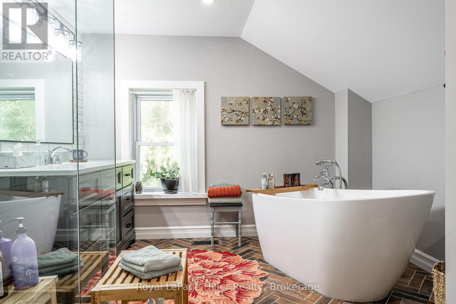 Photo 28 of 47 for 22742 Nissouri Road