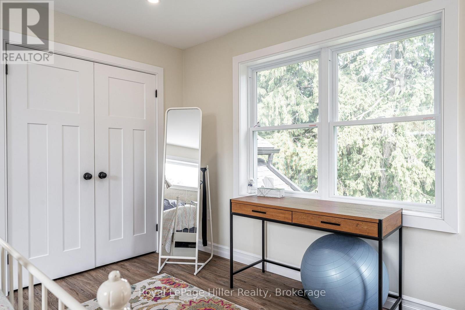 Photo 31 of 47 for 22742 Nissouri Road