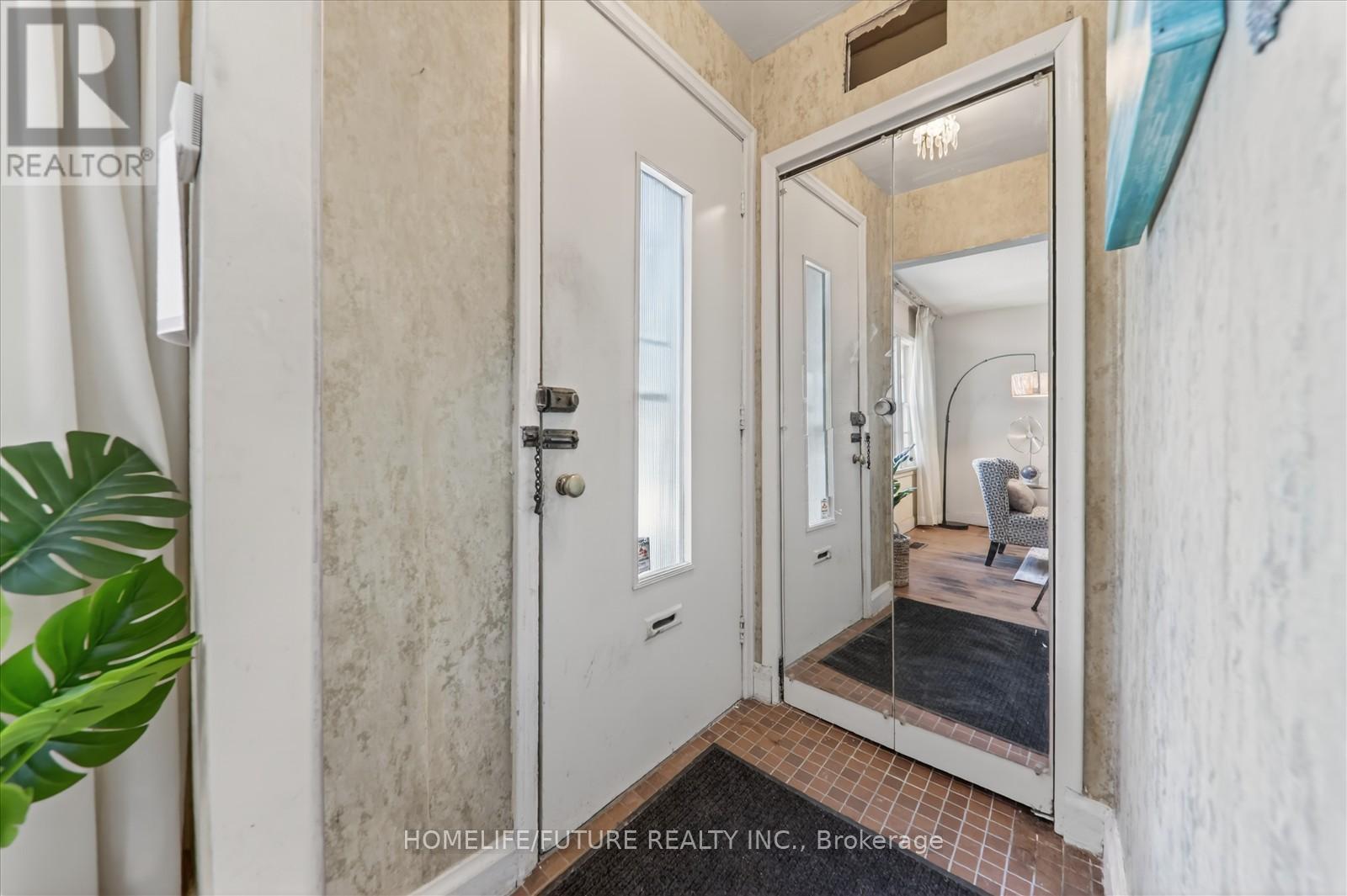 69 Presley Avenue, Toronto, Ontario  M1L 3P7 - Photo 6 - E12651914