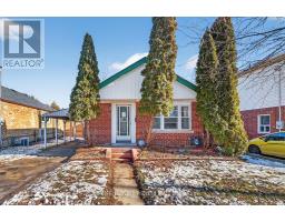 69 PRESLEY AVENUE, Toronto, Ontario