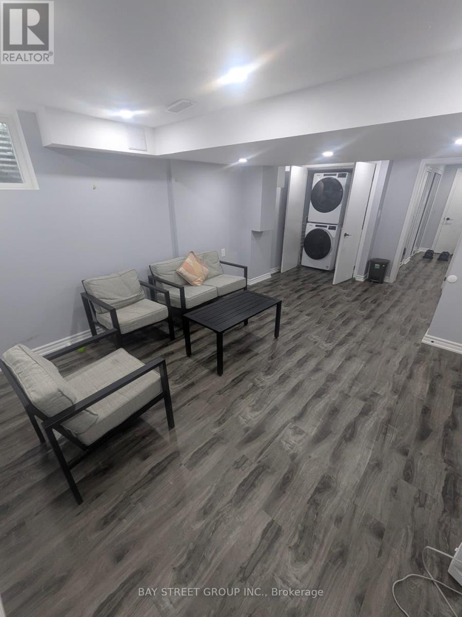 850 Monaghan Avenue, Oshawa, Ontario  L1J 6Z4 - Photo 16 - E12651922