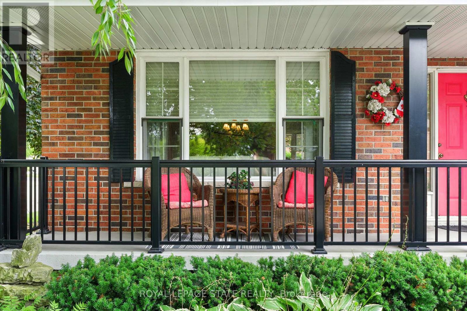 3 Atkins Drive, Hamilton, Ontario  L9C 6T6 - Photo 3 - X12373635