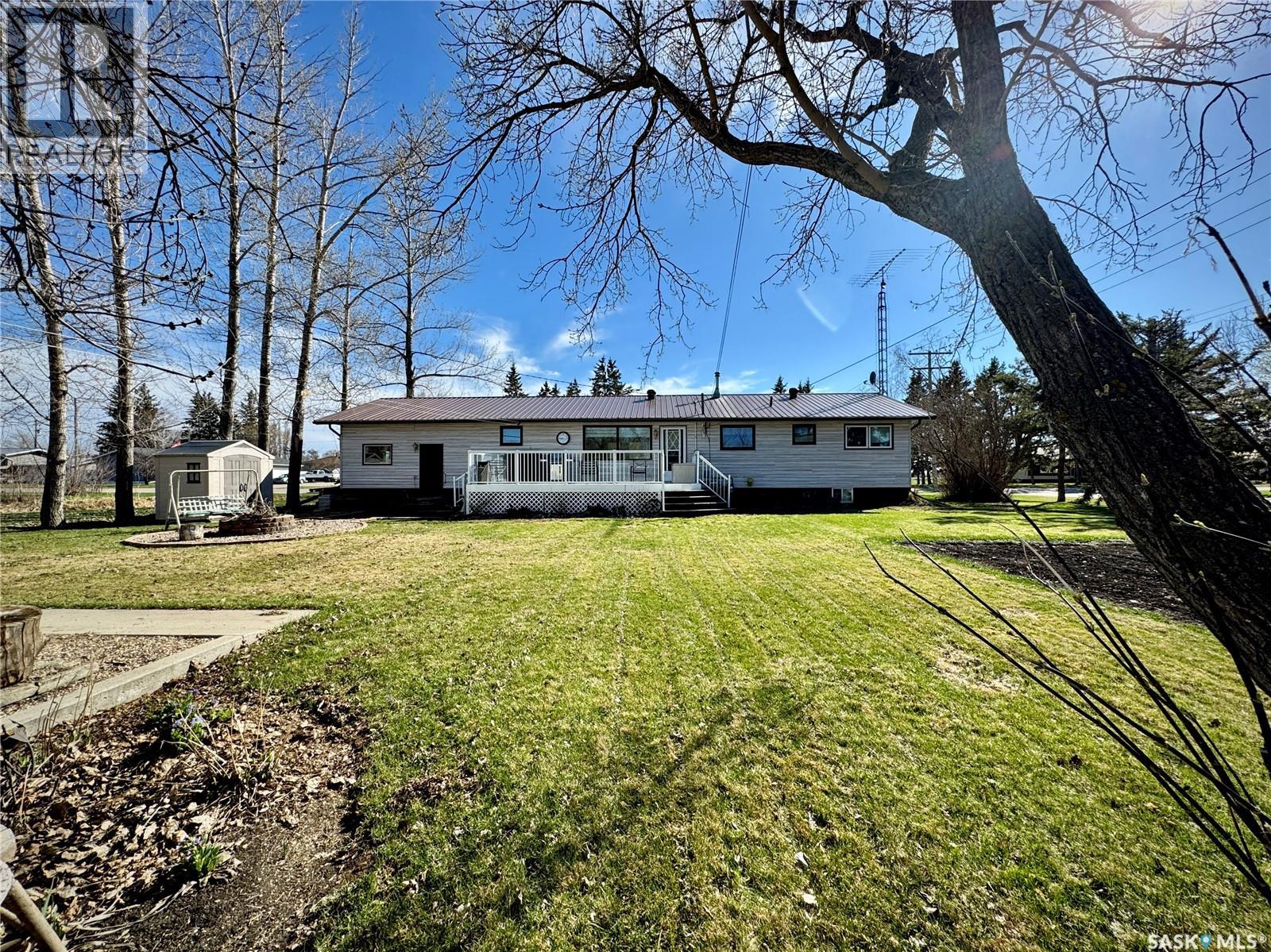 304 March Avenue E, Langenburg, Saskatchewan  S0A 2A0 - Photo 44 - SK996898