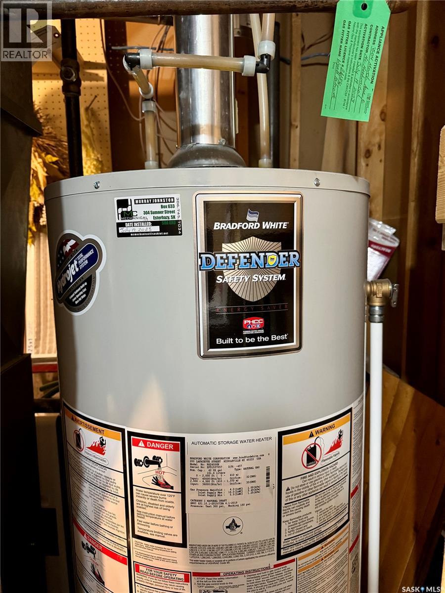 304 March Avenue E, Langenburg, Saskatchewan  S0A 2A0 - Photo 34 - SK996898