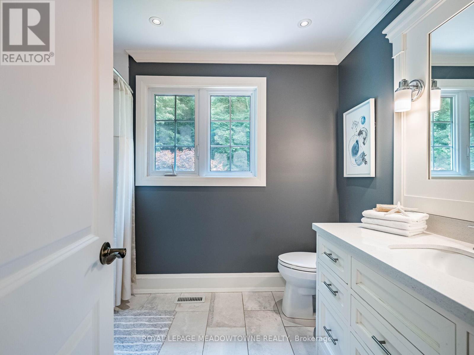 40 Hilltop Drive, Caledon, Ontario  L7C 1H6 - Photo 46 - W12651936