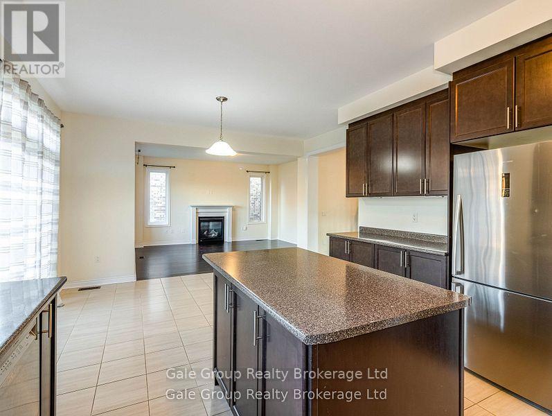 200 Harcourt Crescent S, Woodstock, Ontario  N4T 0L3 - Photo 5 - X12651952