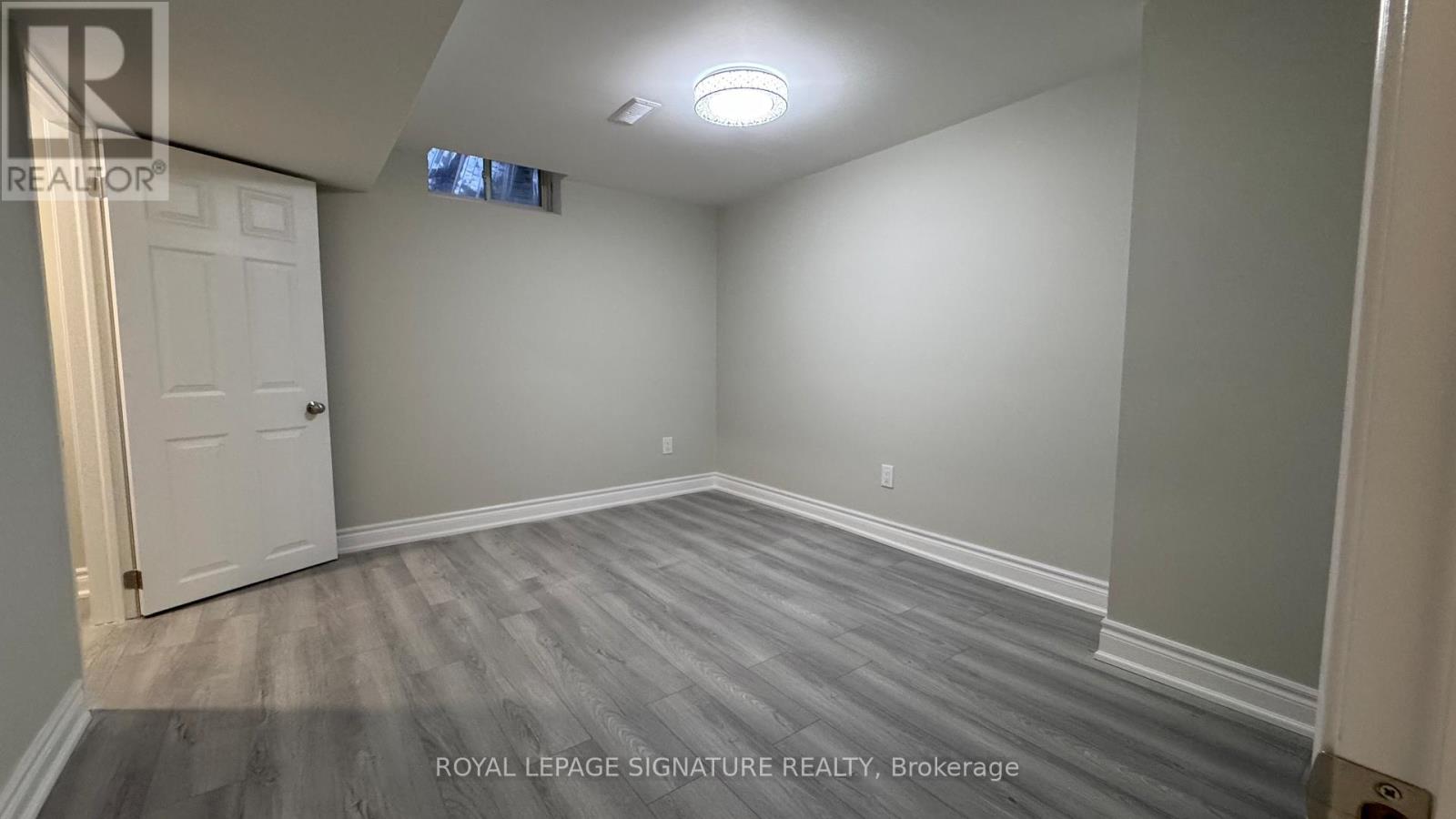 Bsmt 2bd - 1686 Summergrove Crescent, Mississauga, Ontario  L5M 3Z4 - Photo 4 - W12650944