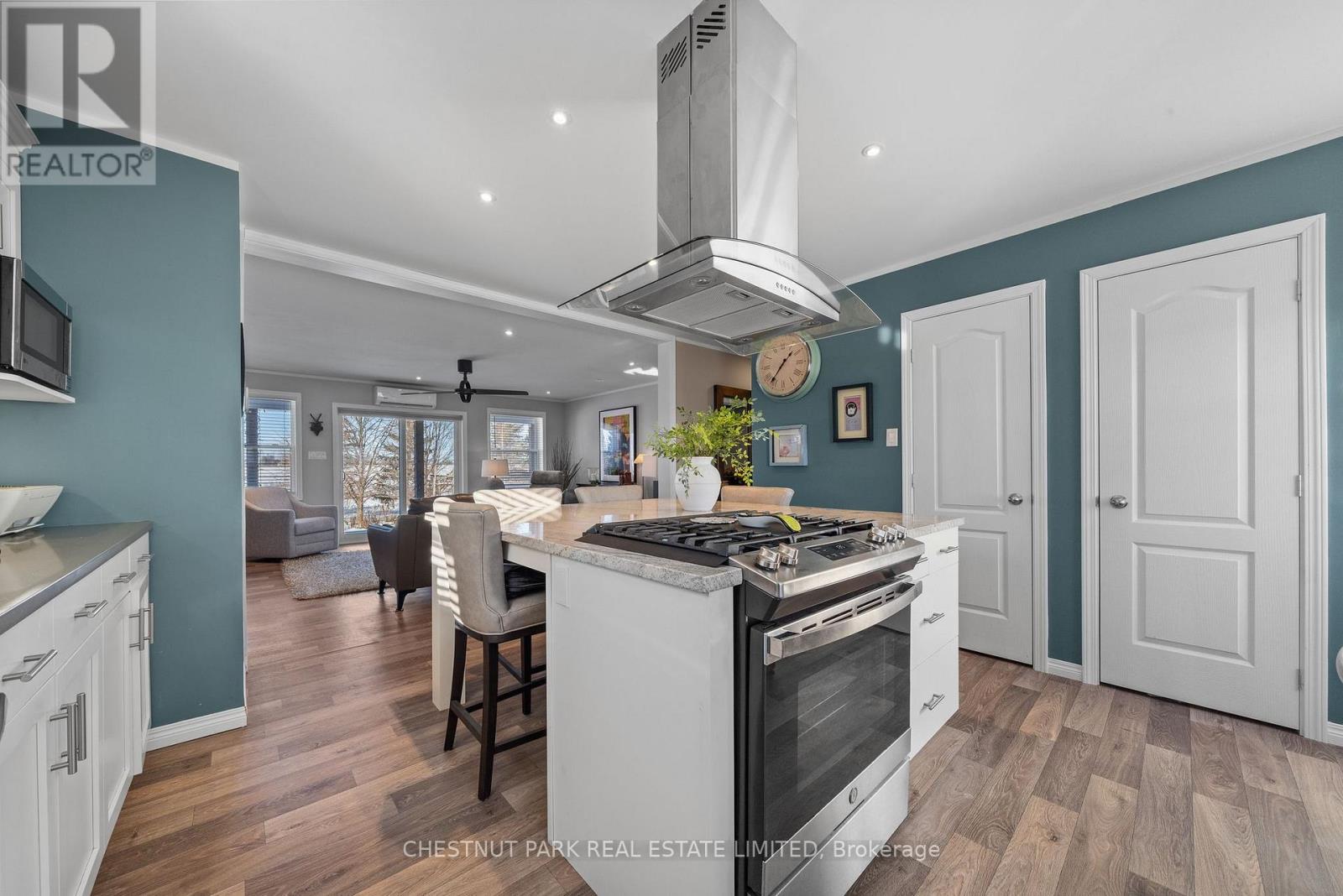 14782 Loyalist Parkway, Prince Edward County, Ontario  K0K 1G0 - Photo 38 - X12651980