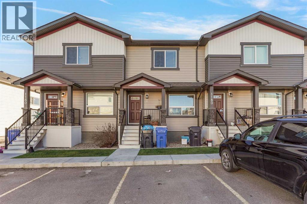 2, 1180 Keystone Road W, Lethbridge, Alberta