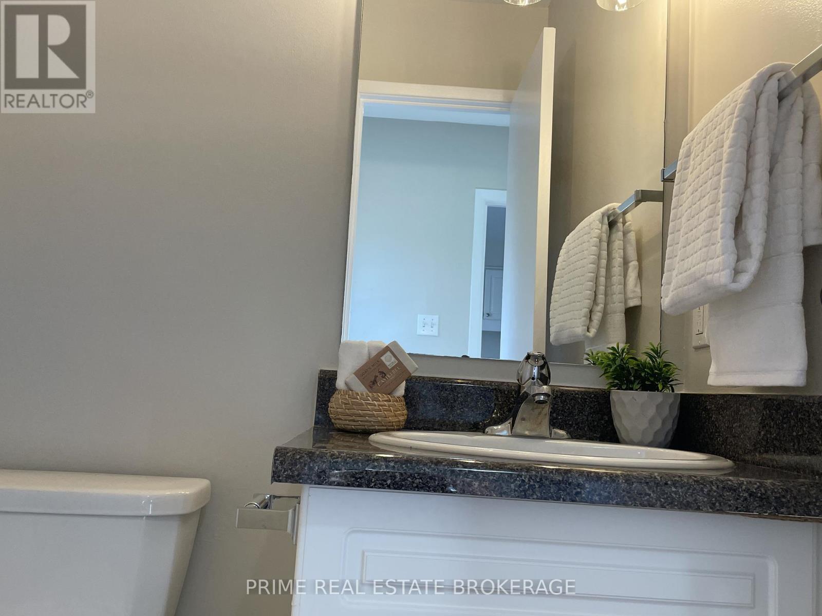 35 Waterman Avenue, London South, Ontario N6C 5T8 - Photo 5 - X12651964