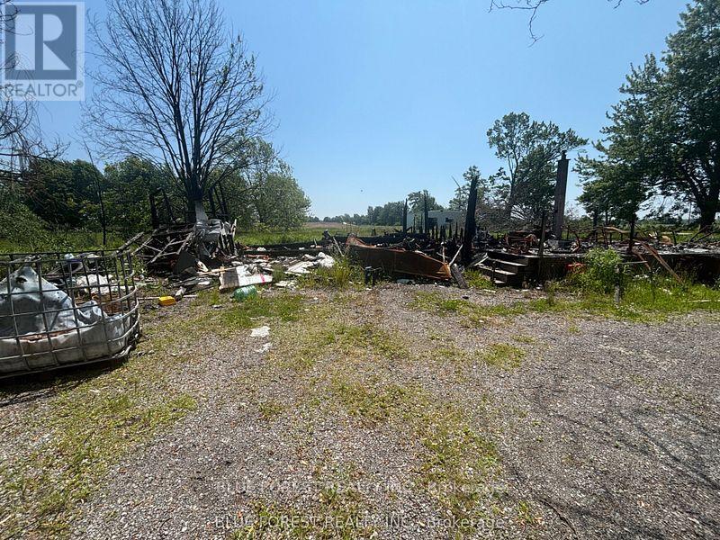 2304 North Shore Drive, Haldimand, Ontario N0A 1K0 - Photo 3 - X12651986