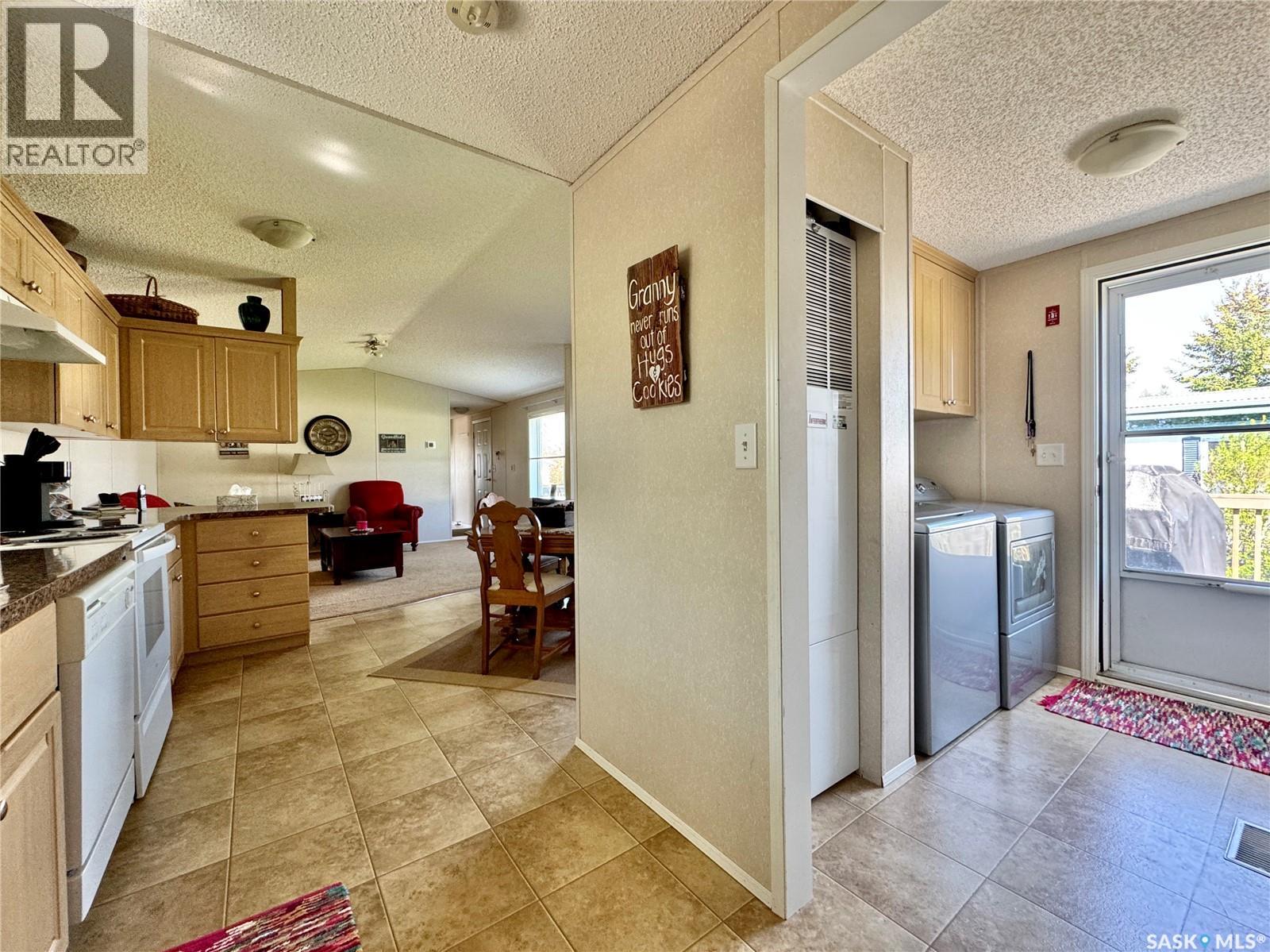 311 Riedel Avenue E, Langenburg, Saskatchewan  S0A 2A0 - Photo 2 - SK005821