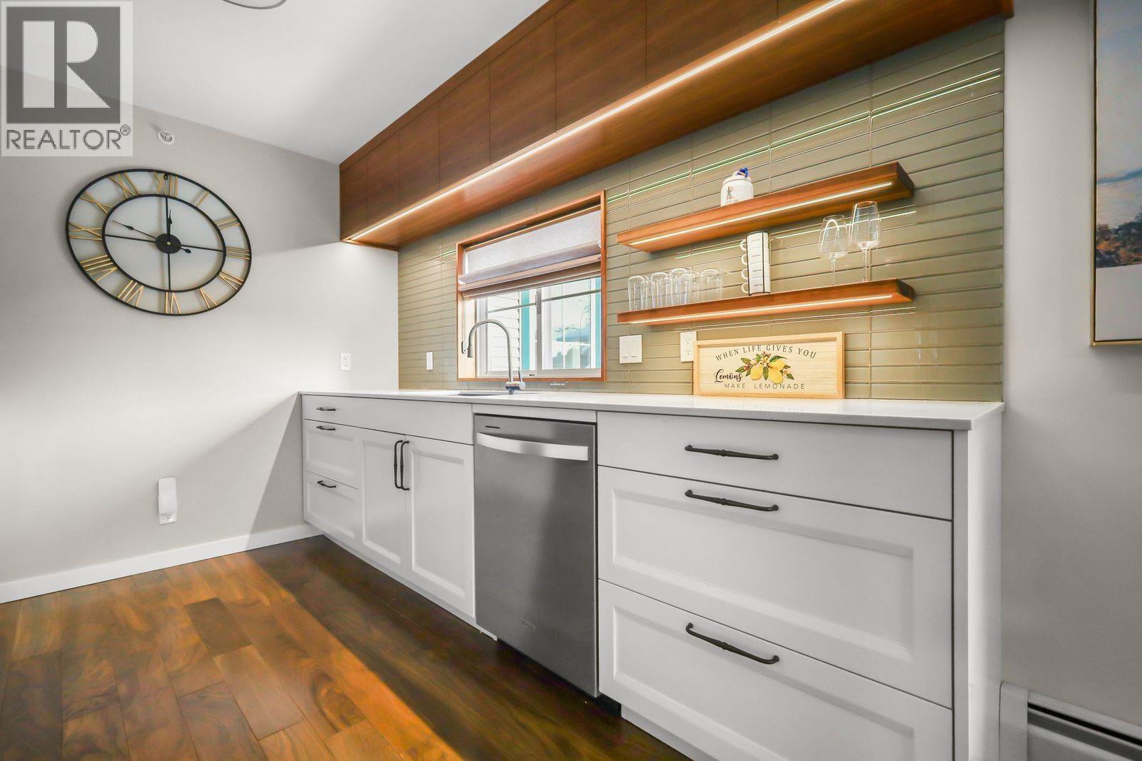 208 1638 6th Avenue, Prince George, British Columbia  V2L 3N6 - Photo 5 - R3075021