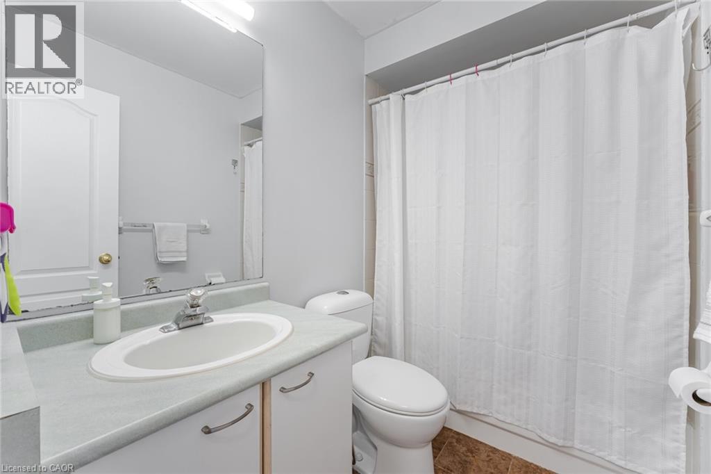 833 Scollard Court Unit# 30, Mississauga, Ontario  L5V 2B4 - Photo 17 - 40795130