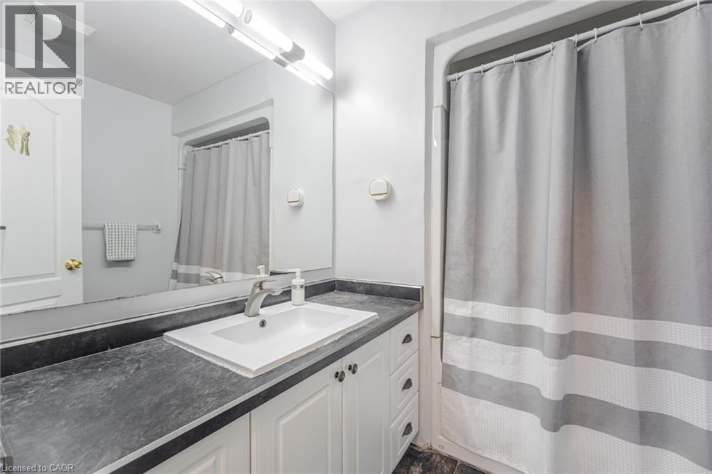 833 Scollard Court Unit# 30, Mississauga, Ontario  L5V 2B4 - Photo 22 - 40795130