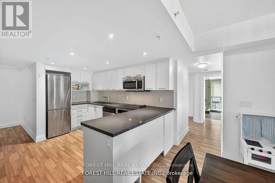 W1204 - 565 Wilson Avenue, Toronto (Clanton Park), Ontario  M3H 0C6 - Photo 5 - C12651992