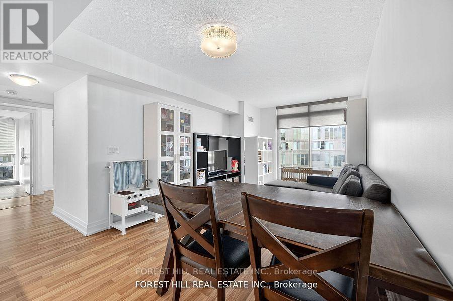 W1204 - 565 Wilson Avenue, Toronto (Clanton Park), Ontario  M3H 0C6 - Photo 7 - C12651992