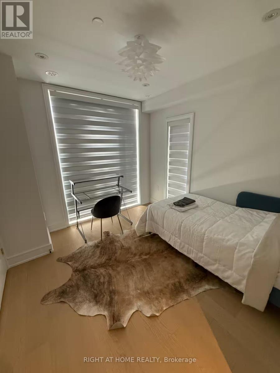 38b Churchill Avenue W, Toronto, Ontario  M2N 1Y7 - Photo 14 - C12652000