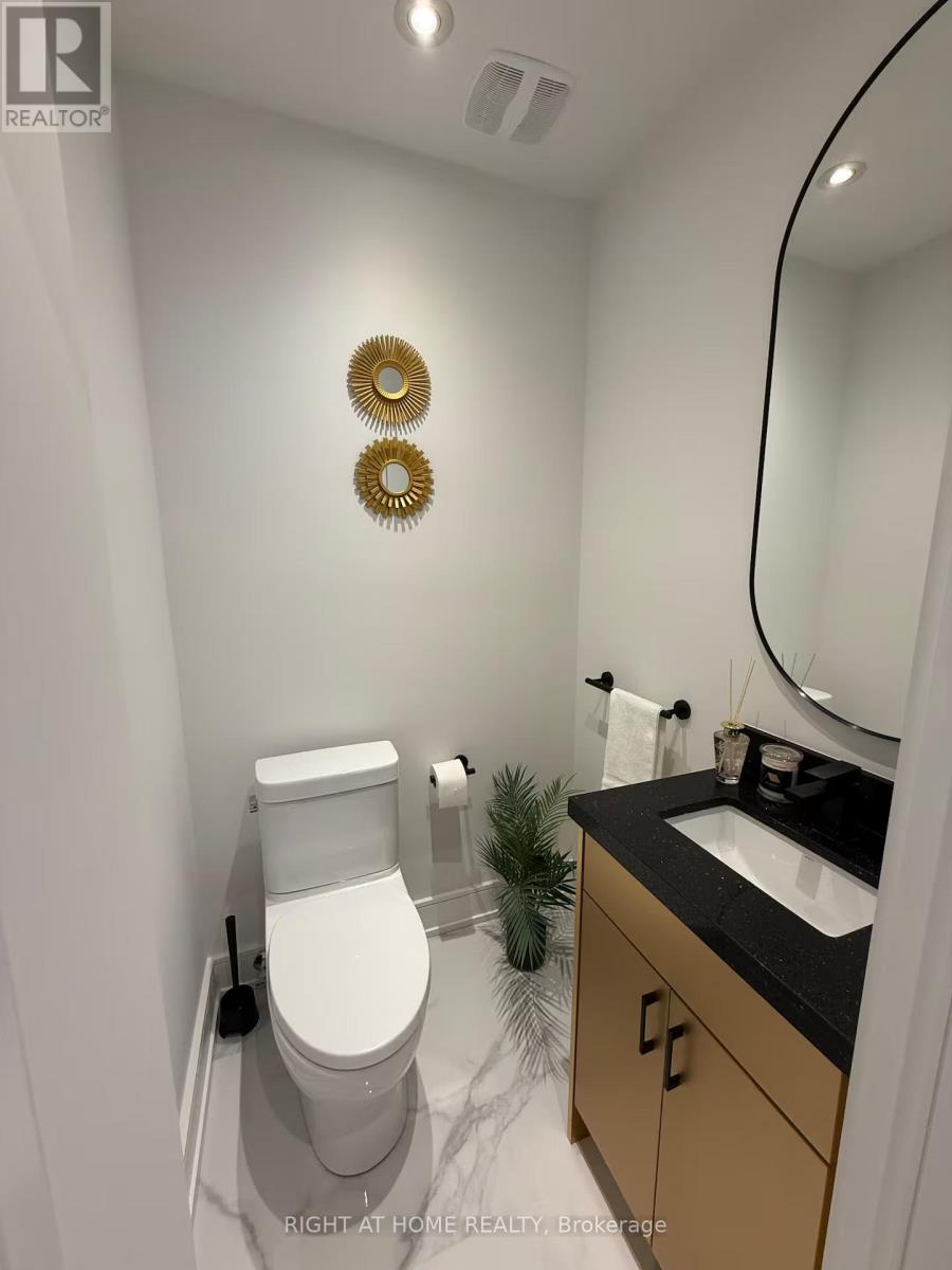 38b Churchill Avenue W, Toronto, Ontario  M2N 1Y7 - Photo 23 - C12652000