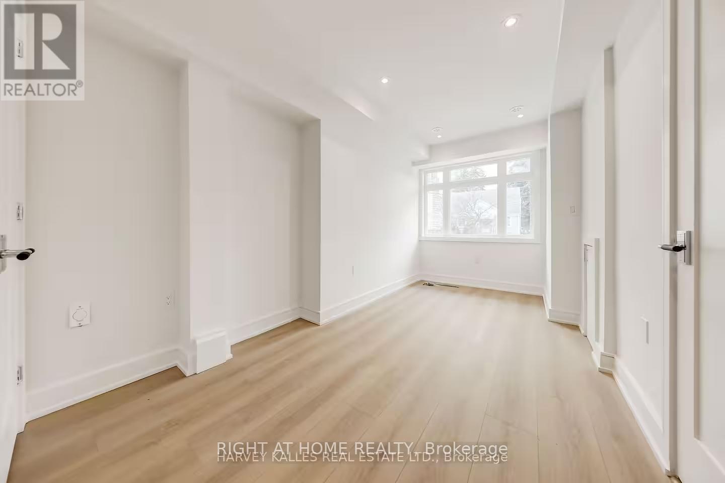 38b Churchill Avenue W, Toronto, Ontario  M2N 1Y7 - Photo 24 - C12652000