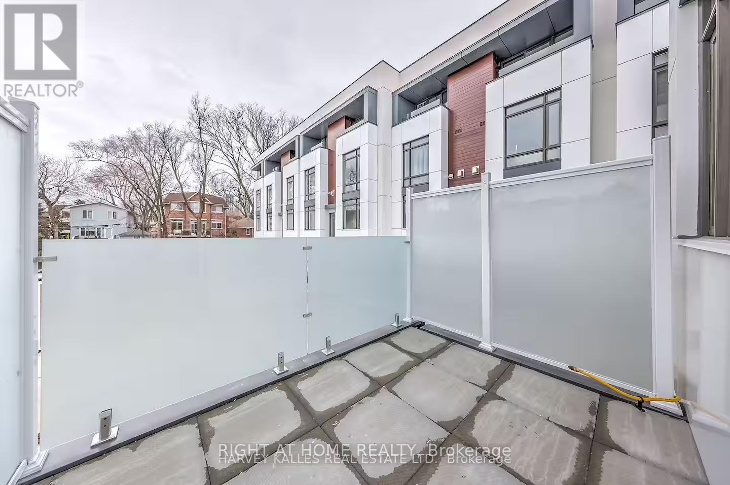 38b Churchill Avenue W, Toronto, Ontario  M2N 1Y7 - Photo 5 - C12652000