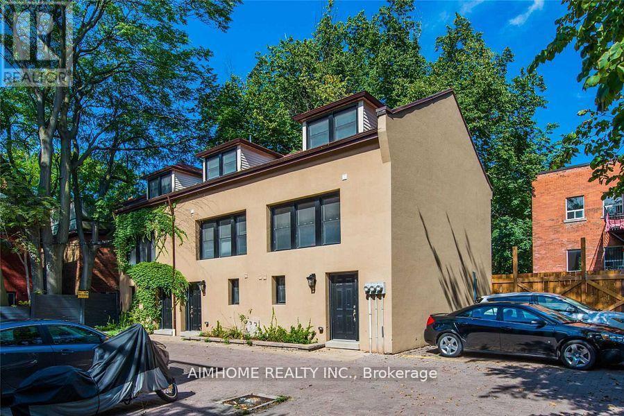 Th#2 - 360 R Dundas Street E, Toronto, Ontario  M5A 2A3 - Photo 2 - C12652024