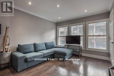 Th#2 - 360 R Dundas Street E, Toronto, Ontario  M5A 2A3 - Photo 5 - C12652024
