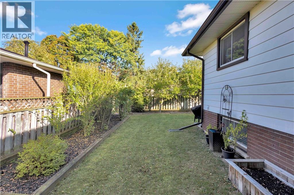 17 Penny Lane, Brantford, Ontario  N3R 5Y5 - Photo 42 - 40795144