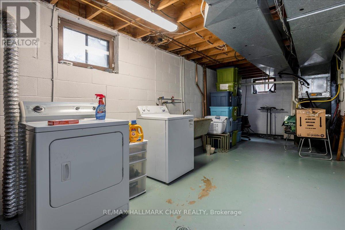 56 Marshall Street, Barrie (Allandale Centre), Ontario  L4N 3S7 - Photo 27 - S12652012