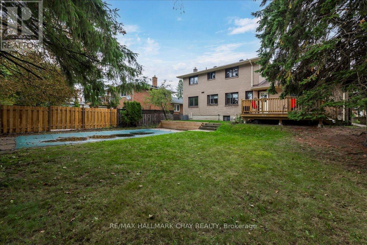 56 Marshall Street, Barrie (Allandale Centre), Ontario  L4N 3S7 - Photo 30 - S12652012