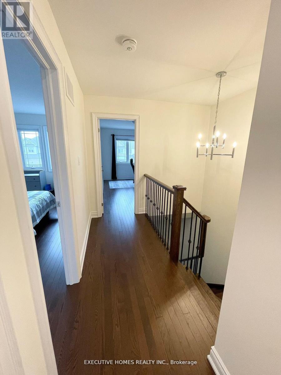 51 Lorne Thomas Place, New Tecumseth, Ontario  L9R 0T8 - Photo 13 - N12648614