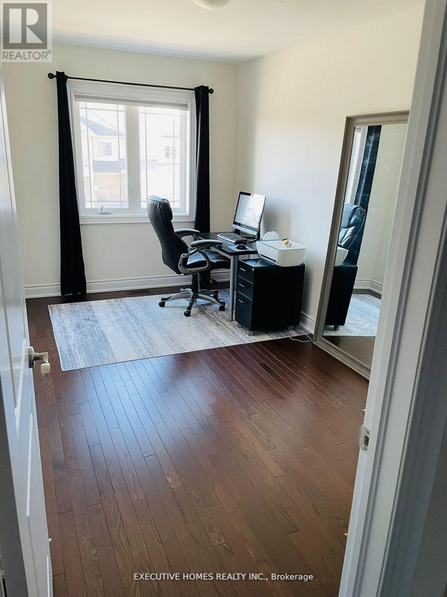 51 Lorne Thomas Place, New Tecumseth, Ontario  L9R 0T8 - Photo 14 - N12648614