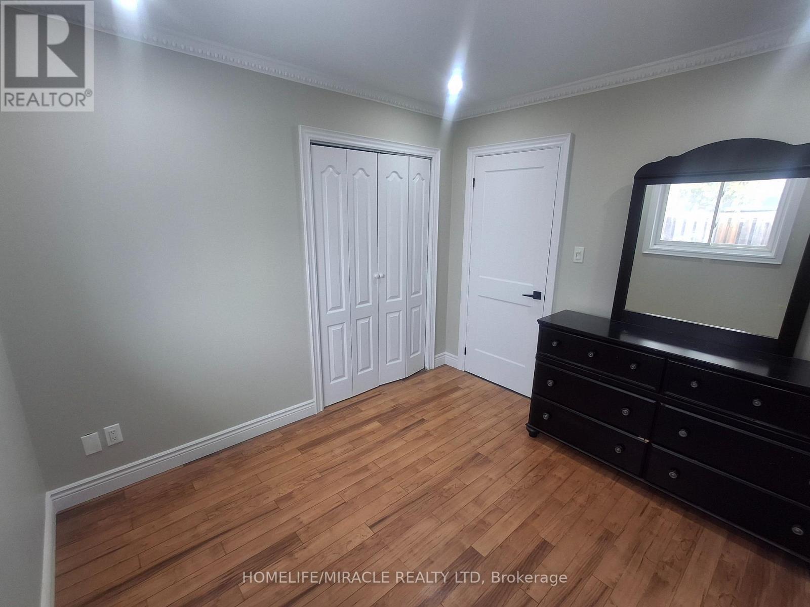 22 Graymar Road, Brampton, Ontario  L6S 1Z8 - Photo 16 - W12650644