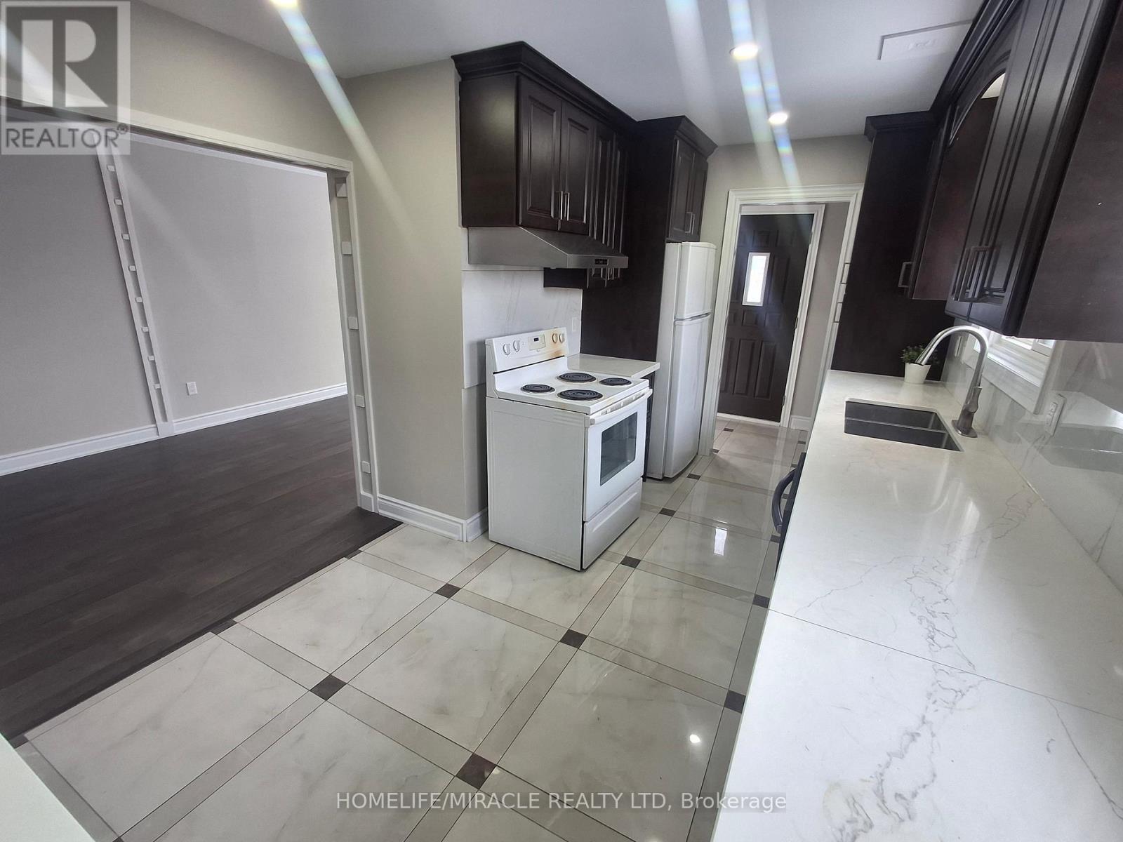 22 Graymar Road, Brampton, Ontario  L6S 1Z8 - Photo 28 - W12650644