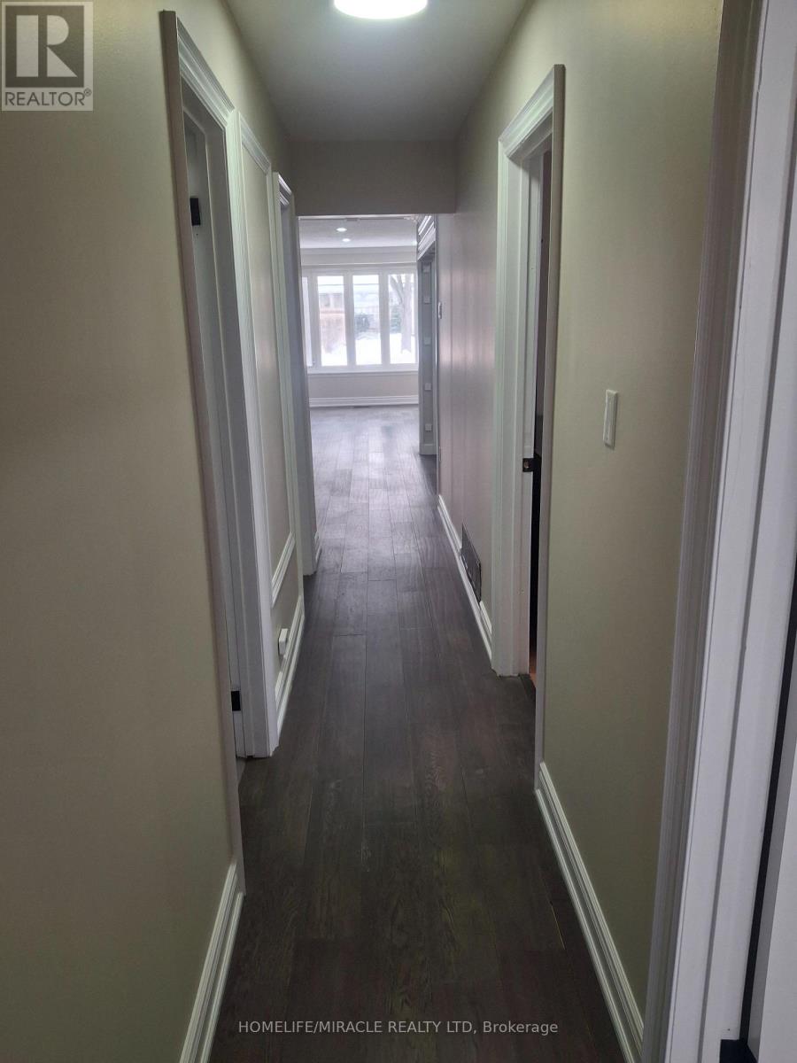 22 Graymar Road, Brampton, Ontario  L6S 1Z8 - Photo 17 - W12650644