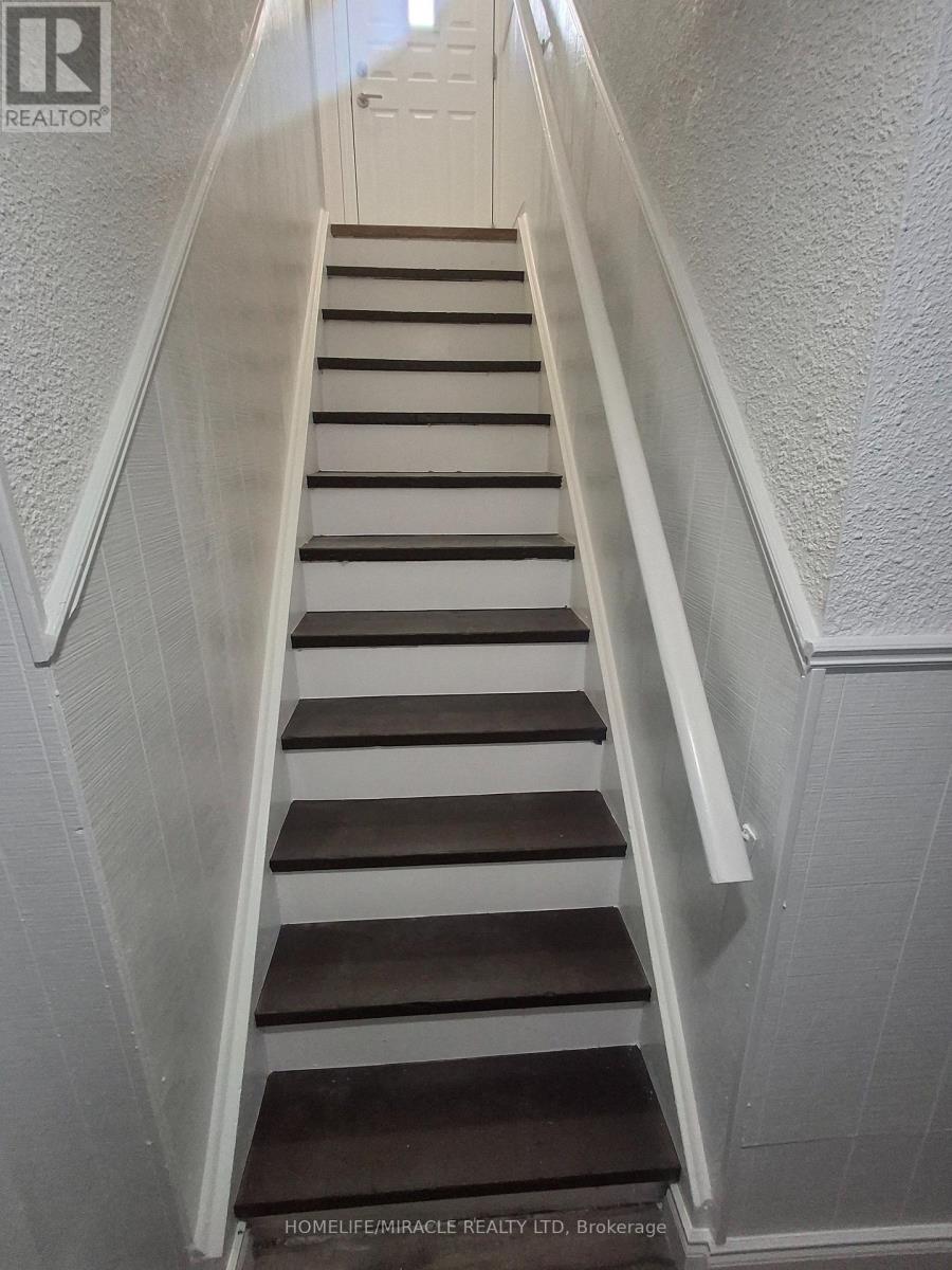 22 Graymar Road, Brampton, Ontario  L6S 1Z8 - Photo 30 - W12650644