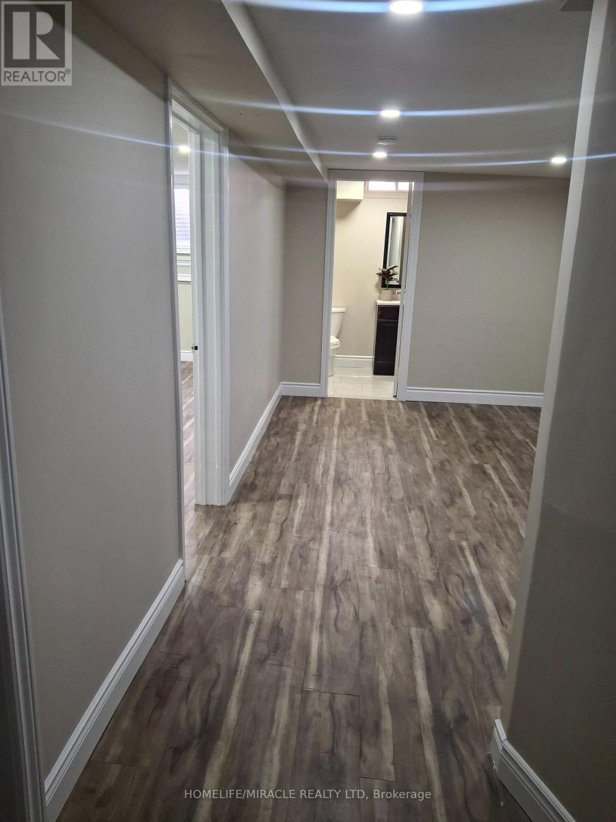 22 Graymar Road, Brampton, Ontario  L6S 1Z8 - Photo 34 - W12650644