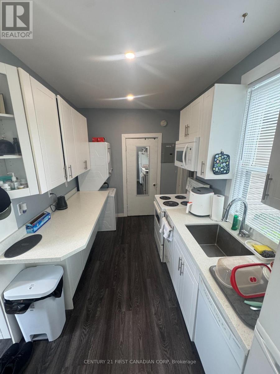 C - 28 Oxford Street W, London North, Ontario  N6H 1R3 - Photo 5 - X12651908