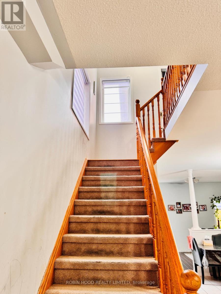 Main - 74 Pennyroyal Crescent, Brampton, Ontario  L6S 6J6 - Photo 27 - W12651948