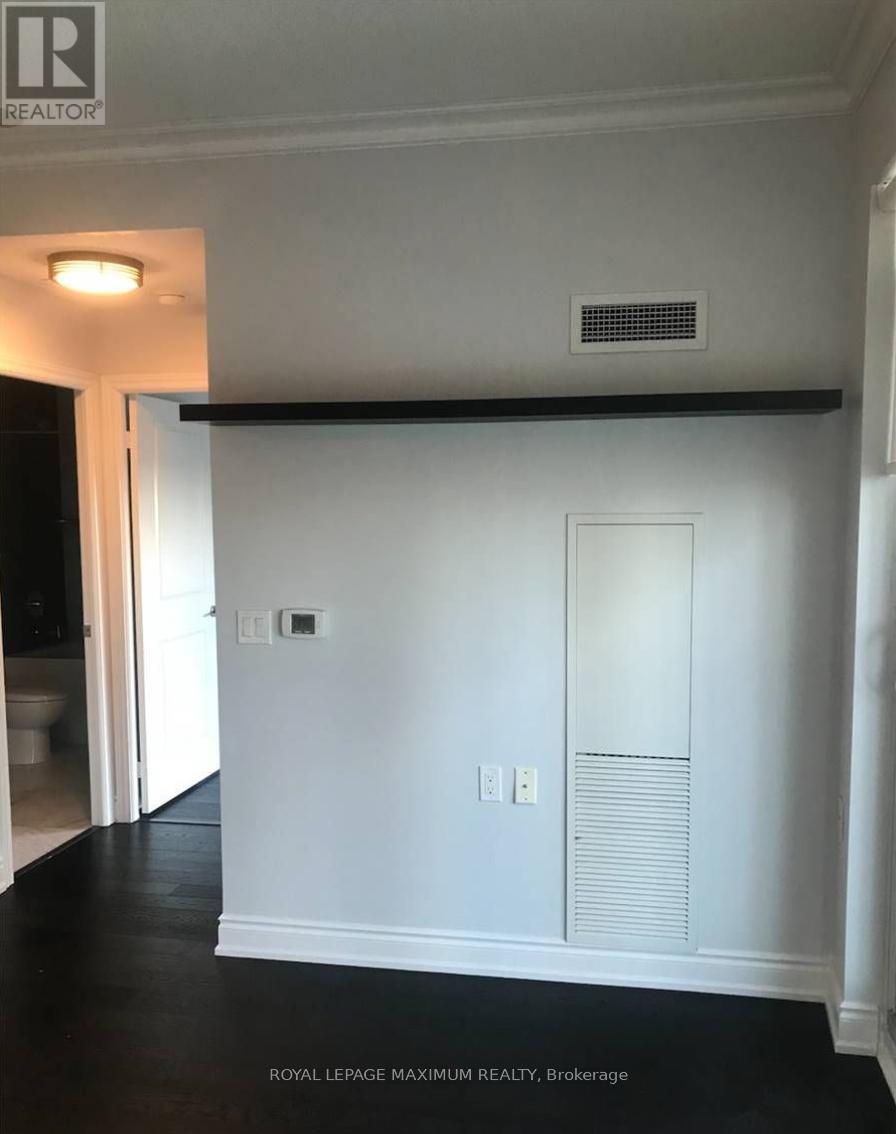 702 - 33 Shore Breeze Drive, Toronto, Ontario  M8V 0G1 - Photo 9 - W12651970