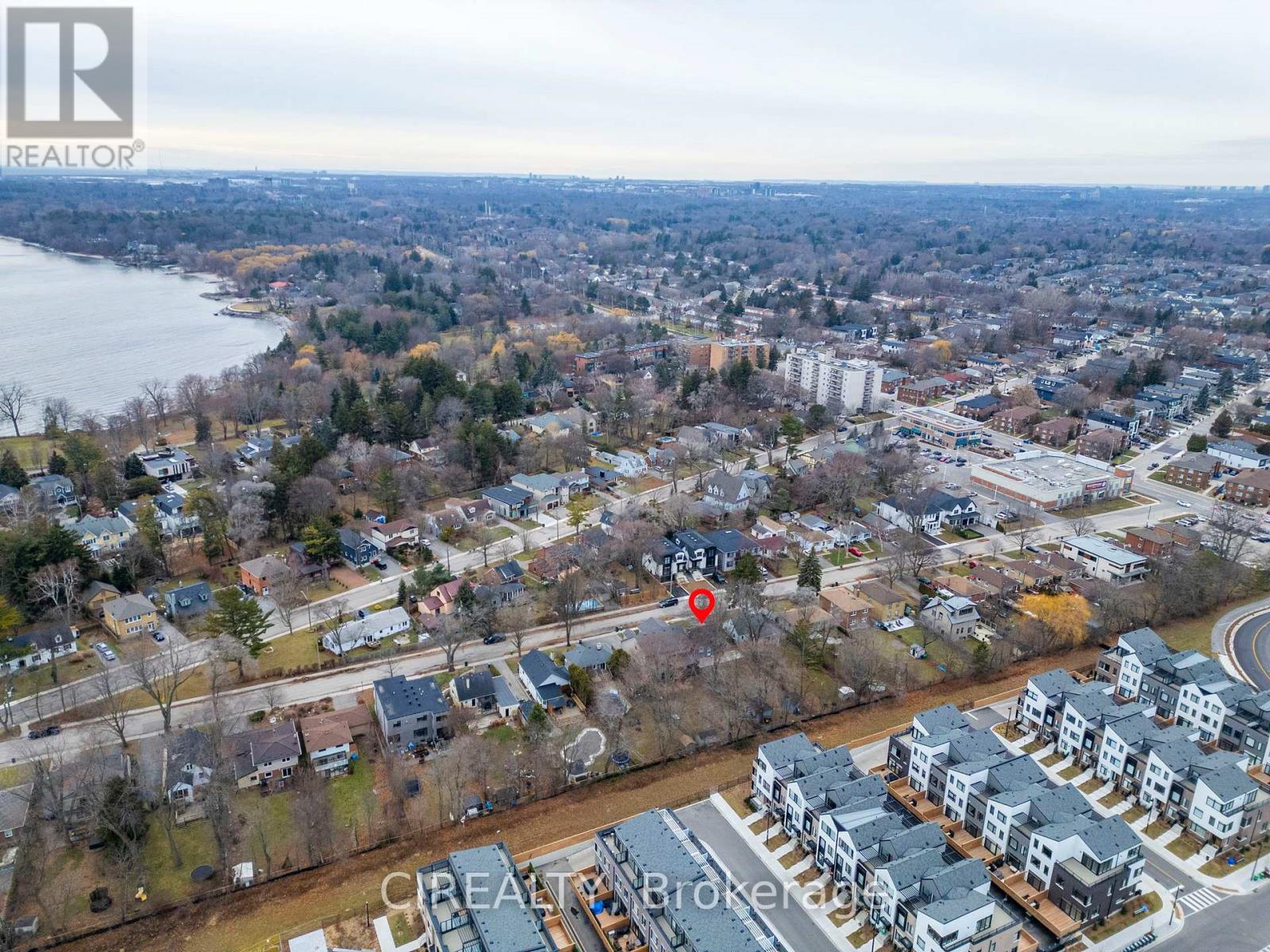 27 Pine Avenue S, Mississauga, Ontario  L5H 2P5 - Photo 16 - W12651994