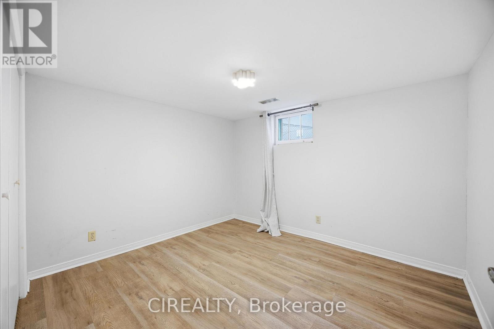 27 Pine Avenue S, Mississauga, Ontario  L5H 2P5 - Photo 47 - W12651994