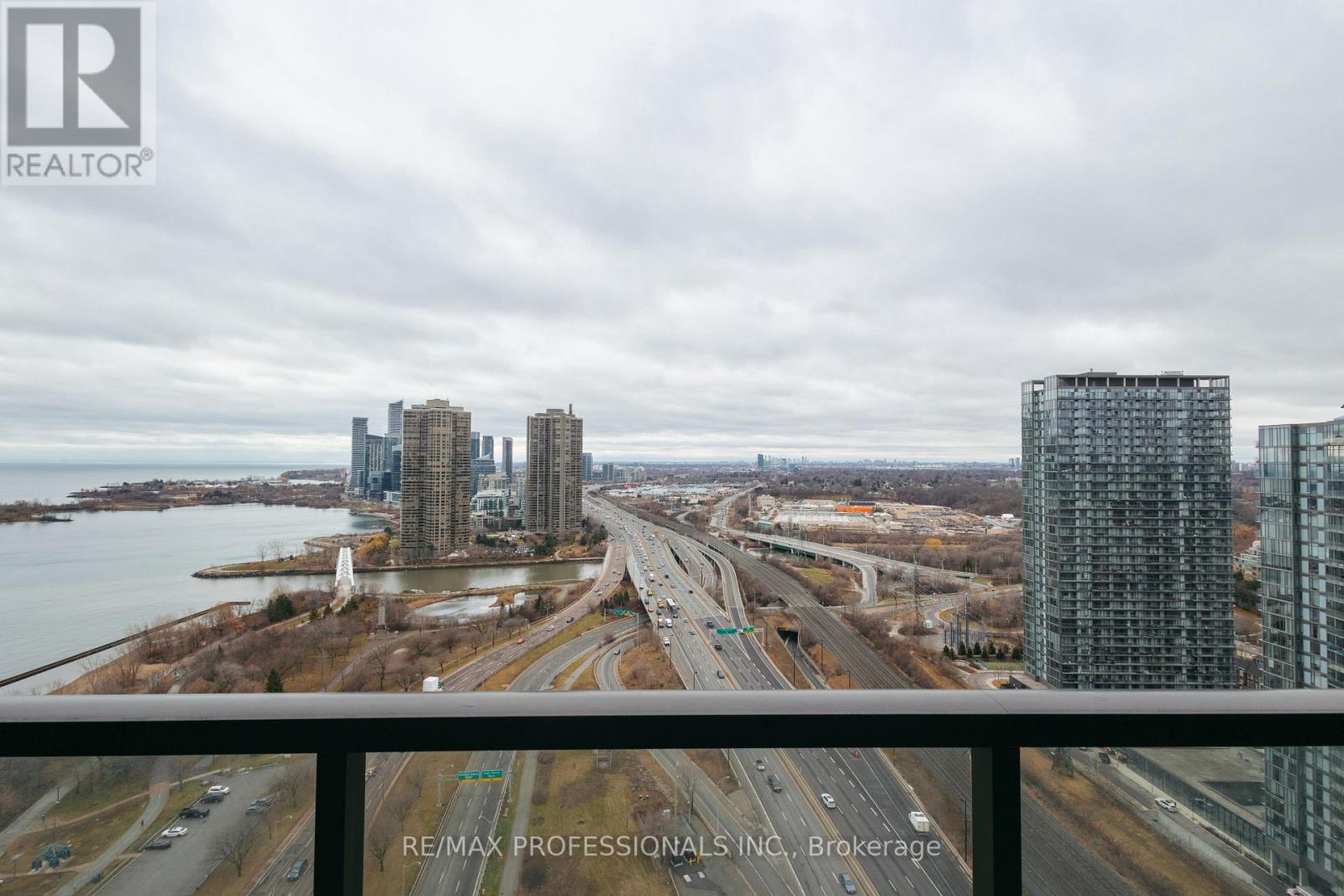 3210 - 1928 Lakeshore Boulevard W, Toronto, Ontario  M6S 0B1 - Photo 21 - W12652020