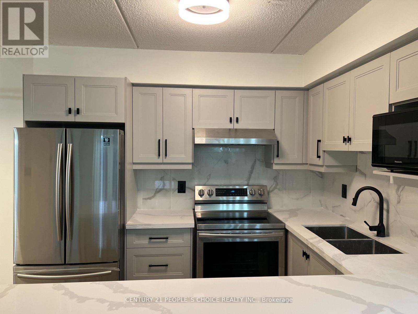 114 - 1490 Bishops Gate, Oakville (Ga Glen Abbey), Ontario  L6M 4N1 - Photo 3 - W12652036