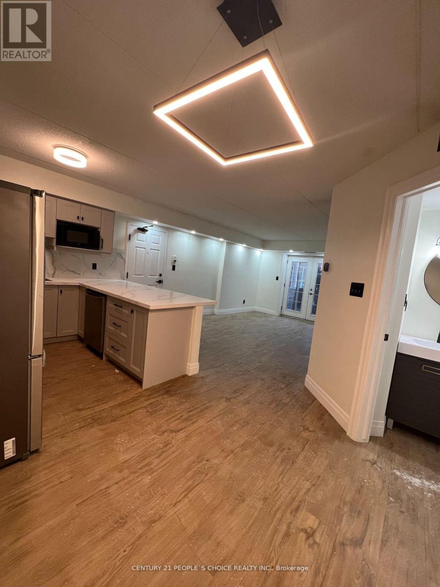 114 - 1490 Bishops Gate, Oakville (Ga Glen Abbey), Ontario  L6M 4N1 - Photo 6 - W12652036