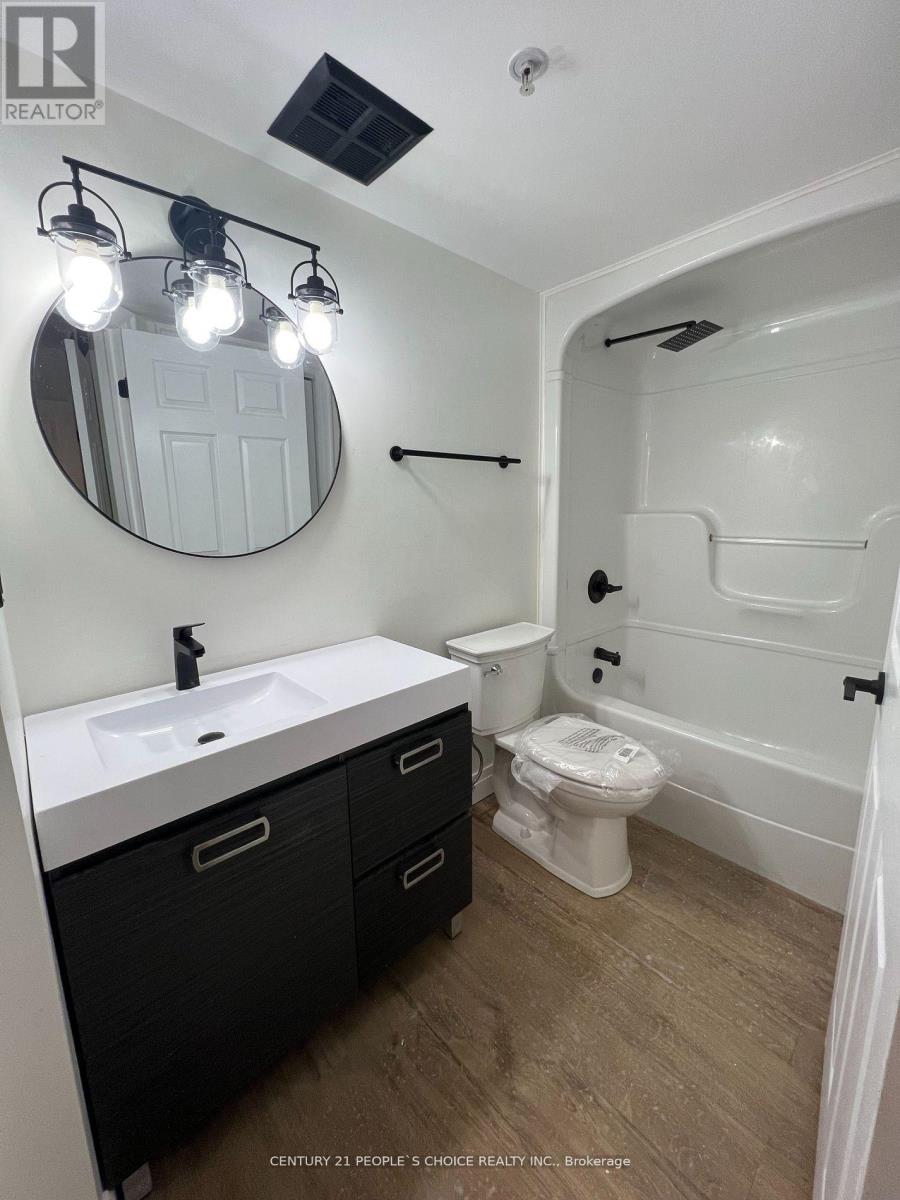 114 - 1490 Bishops Gate, Oakville (Ga Glen Abbey), Ontario  L6M 4N1 - Photo 9 - W12652036