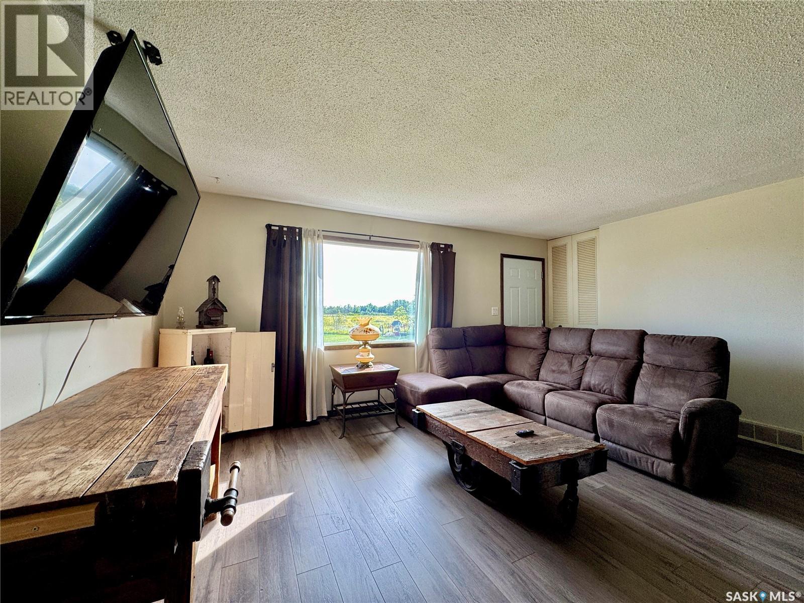 Prairie Crest Acres - Rm Of Cana, Cana Rm No. 214, Saskatchewan  S0A 2P0 - Photo 3 - SK017553