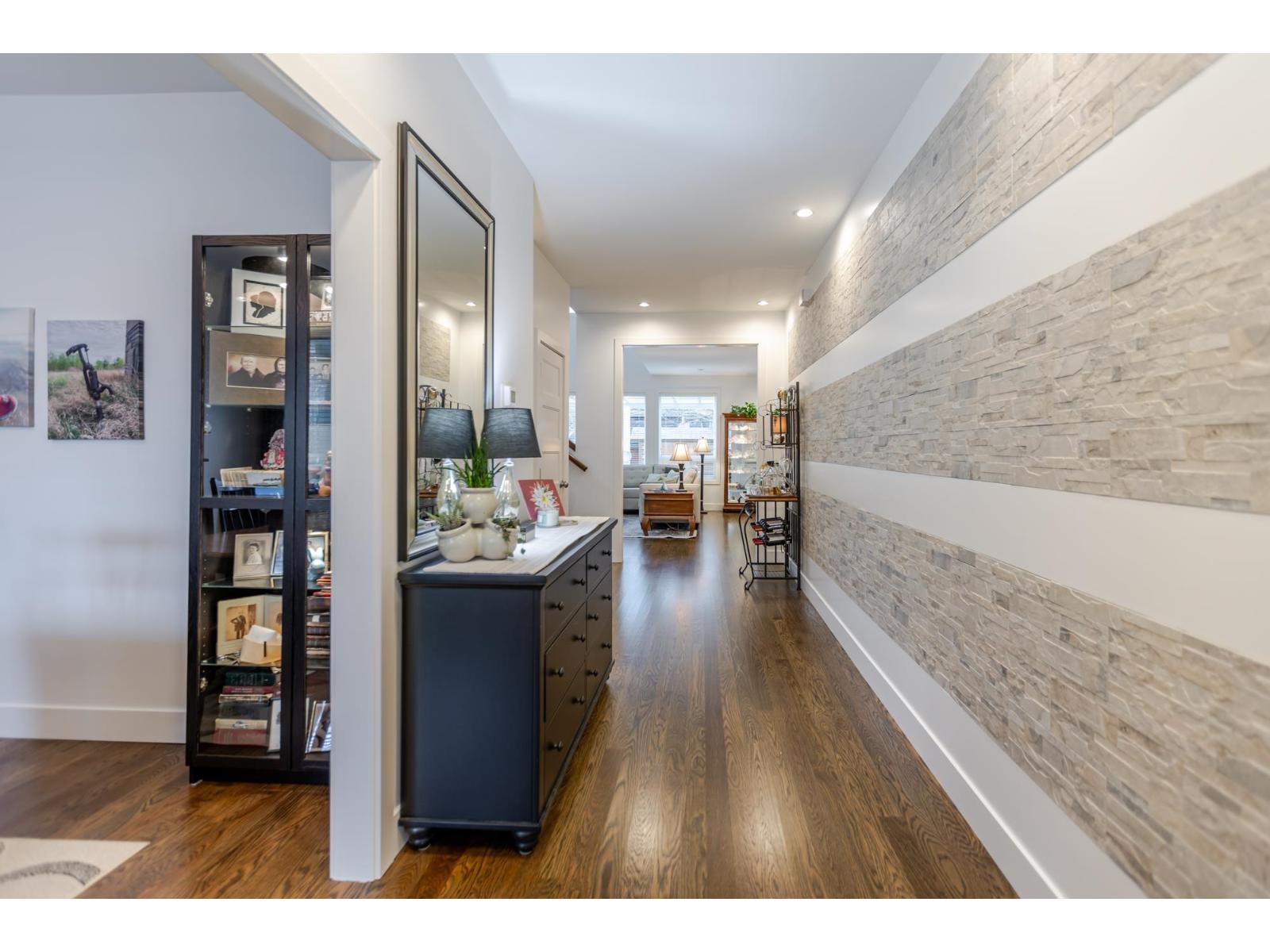 17336 0b Avenue, Surrey, British Columbia  V3S 8L2 - Photo 6 - R3074997