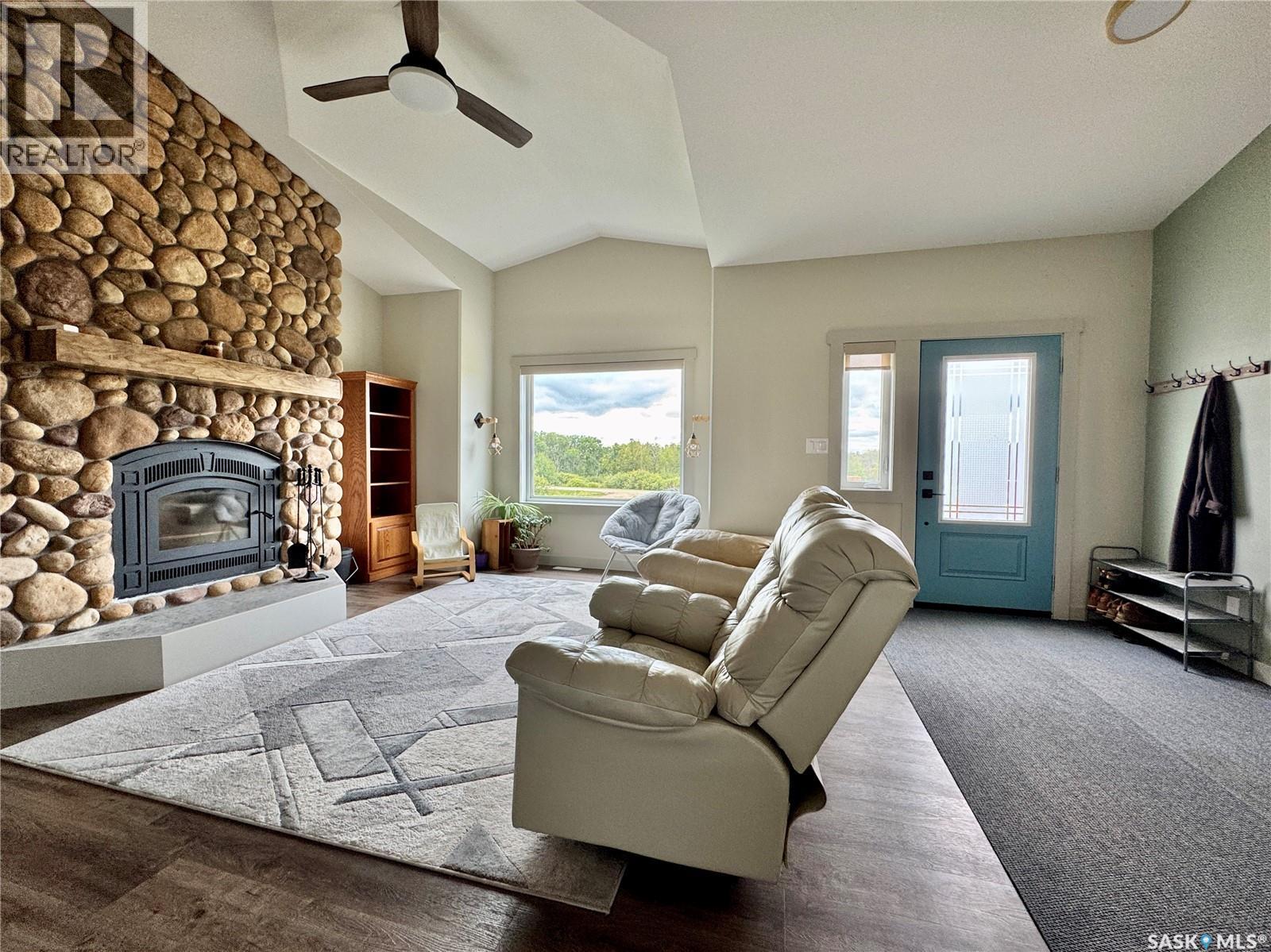 Natures Edge Acres - Rm Of Fertile Belt, Fertile Belt Rm No. 183, Saskatchewan  S0A 0X0 - Photo 4 - SK019255